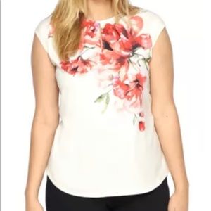 The Limited plus size sleeveless floral top 2X